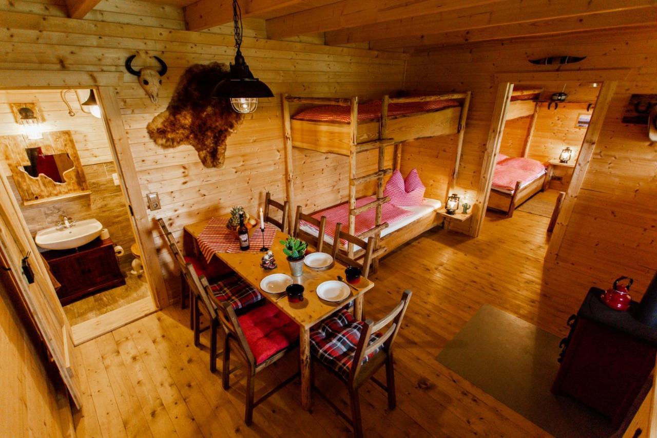 Horse Lake Ranch Neuendorf  المظهر الخارجي الصورة